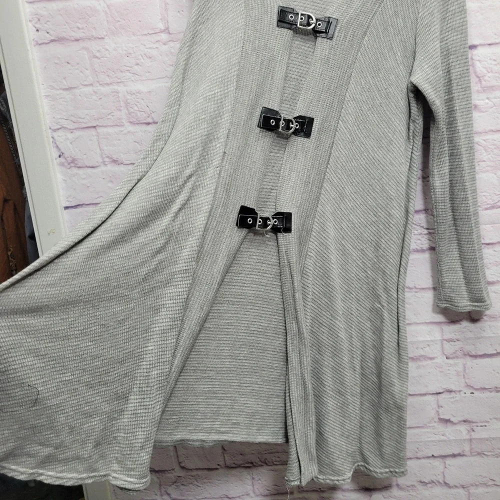 Simply‎ Noelle Gray Knit Buckle Front Cardigan Womens L/XL Lagenlook Whimisgoth - Picture 5 of 8